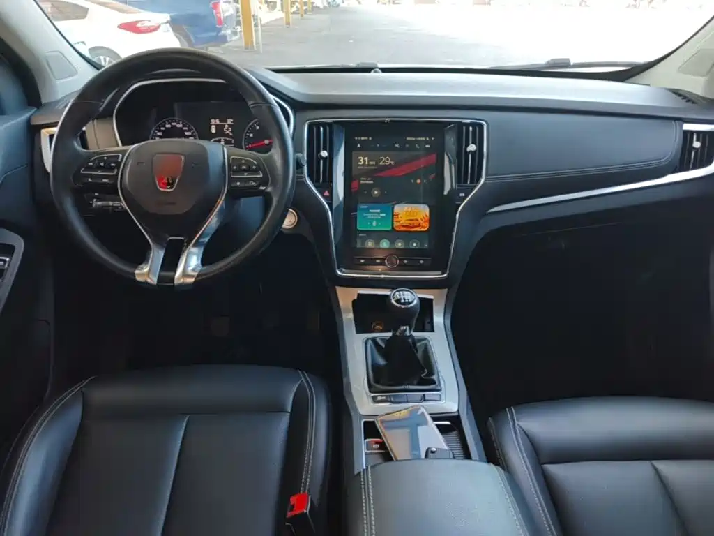 Roewe RX5 — миниатюра 10