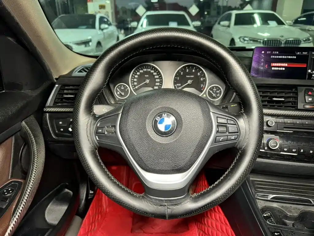 BMW 3 Series — миниатюра 15