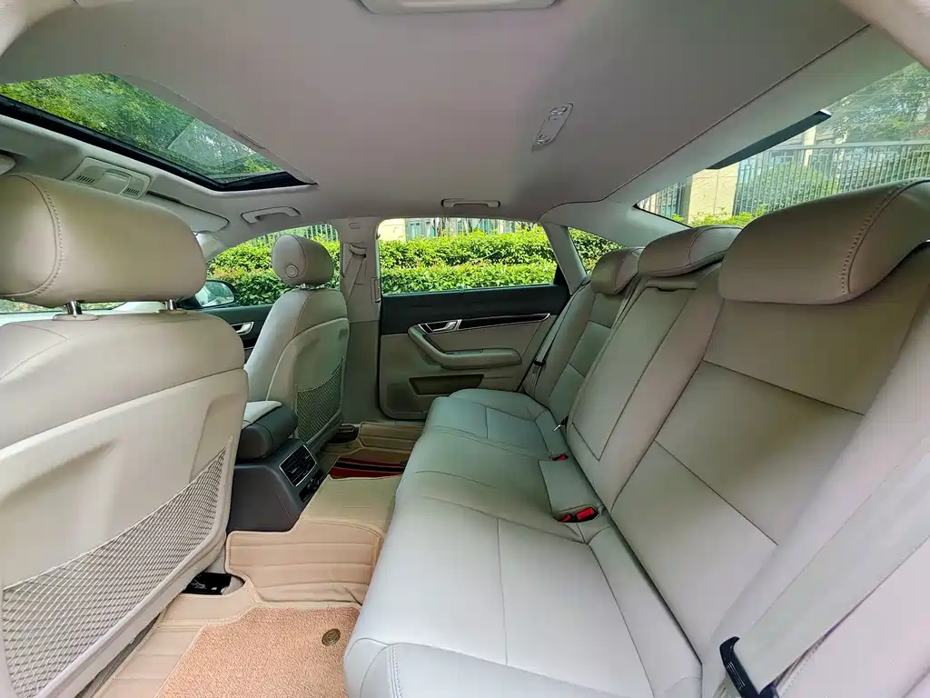 Audi A6L — миниатюра 12