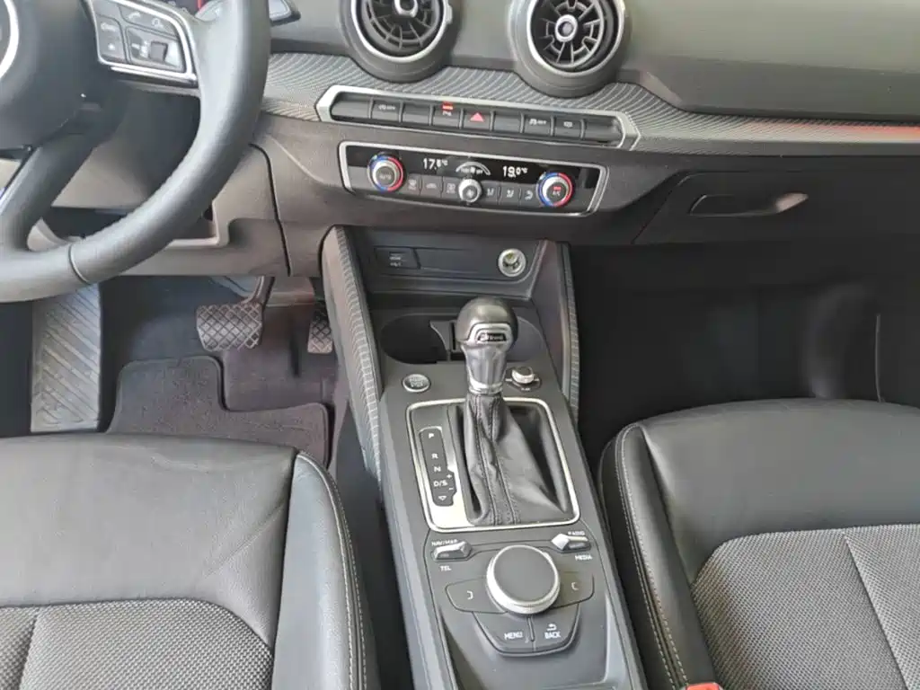 Audi Q2L — миниатюра 14