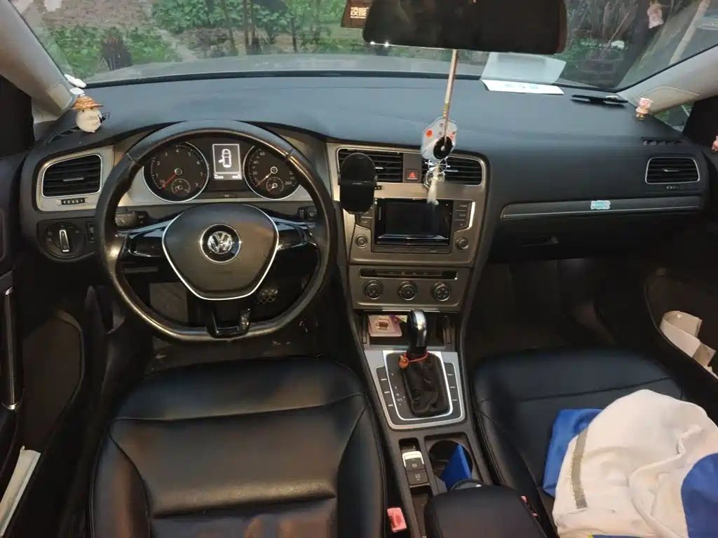 Volkswagen Golf — миниатюра 5