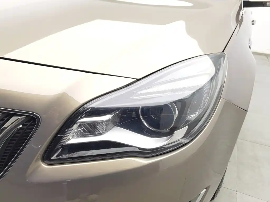Buick Regal — миниатюра 7