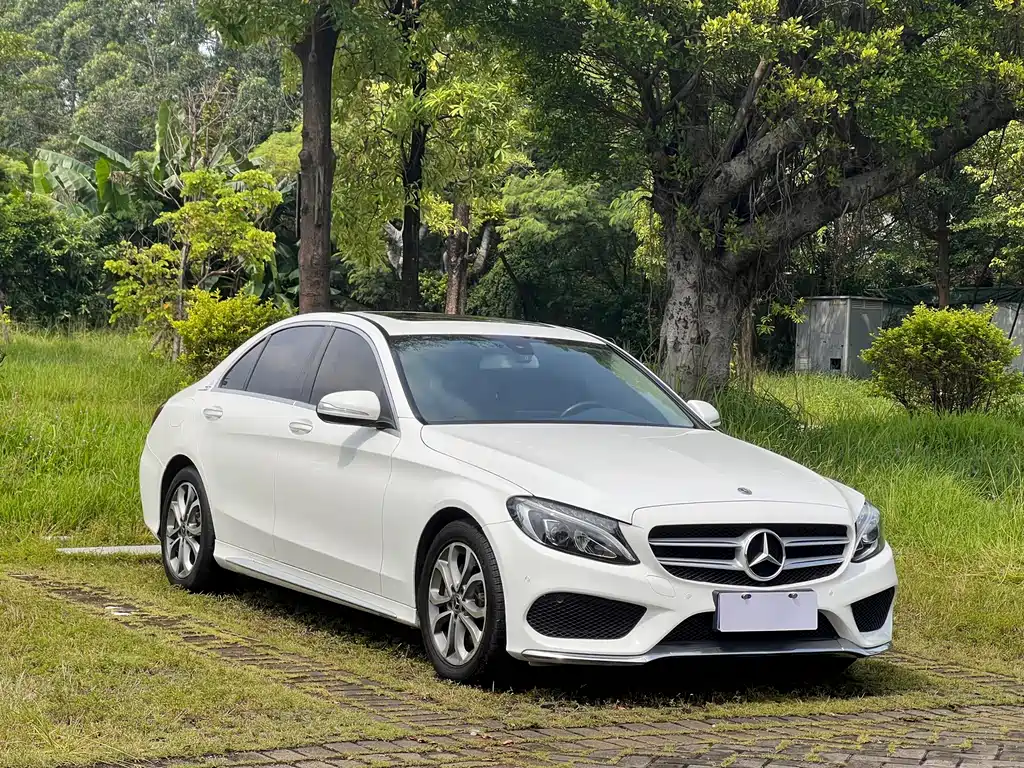 Mercedes-Benz C-Class — миниатюра 3