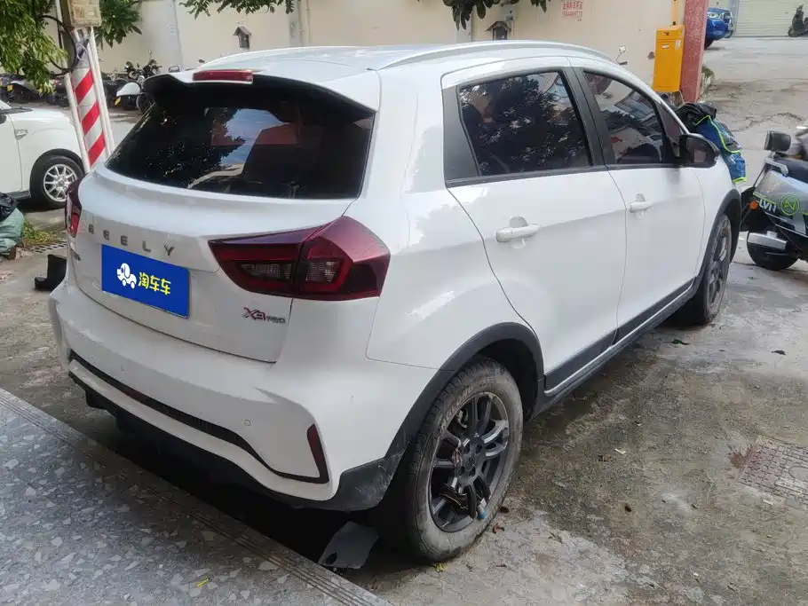 Geely Vision X3 — миниатюра 3