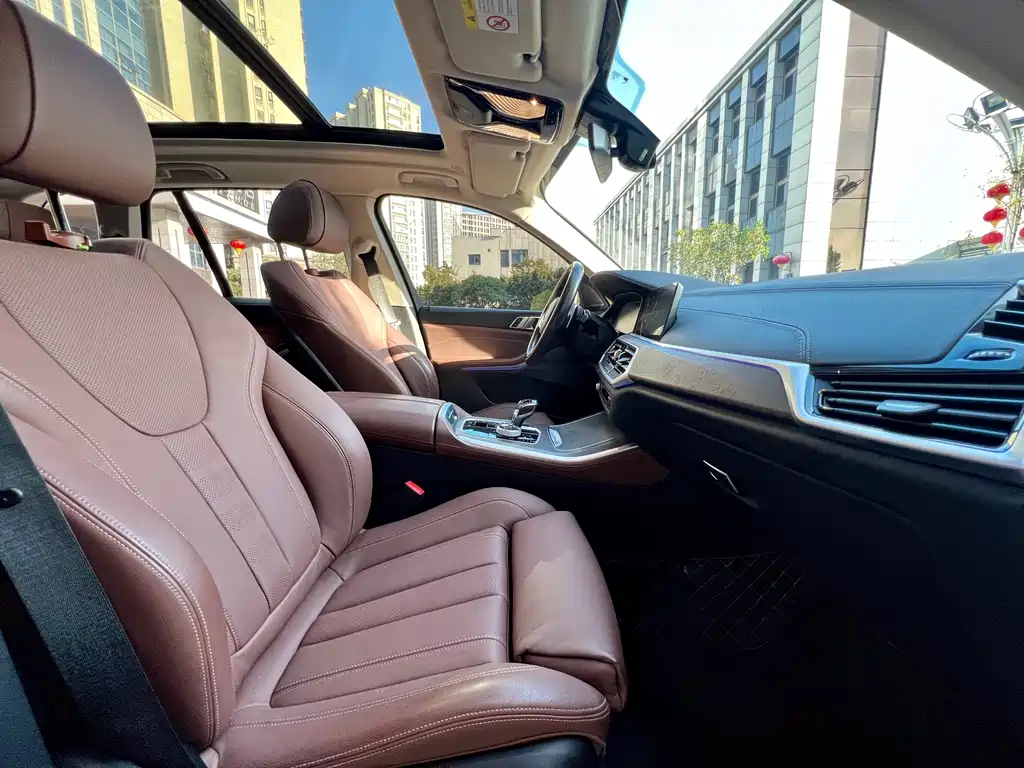 BMW X5 (Import) — миниатюра 27