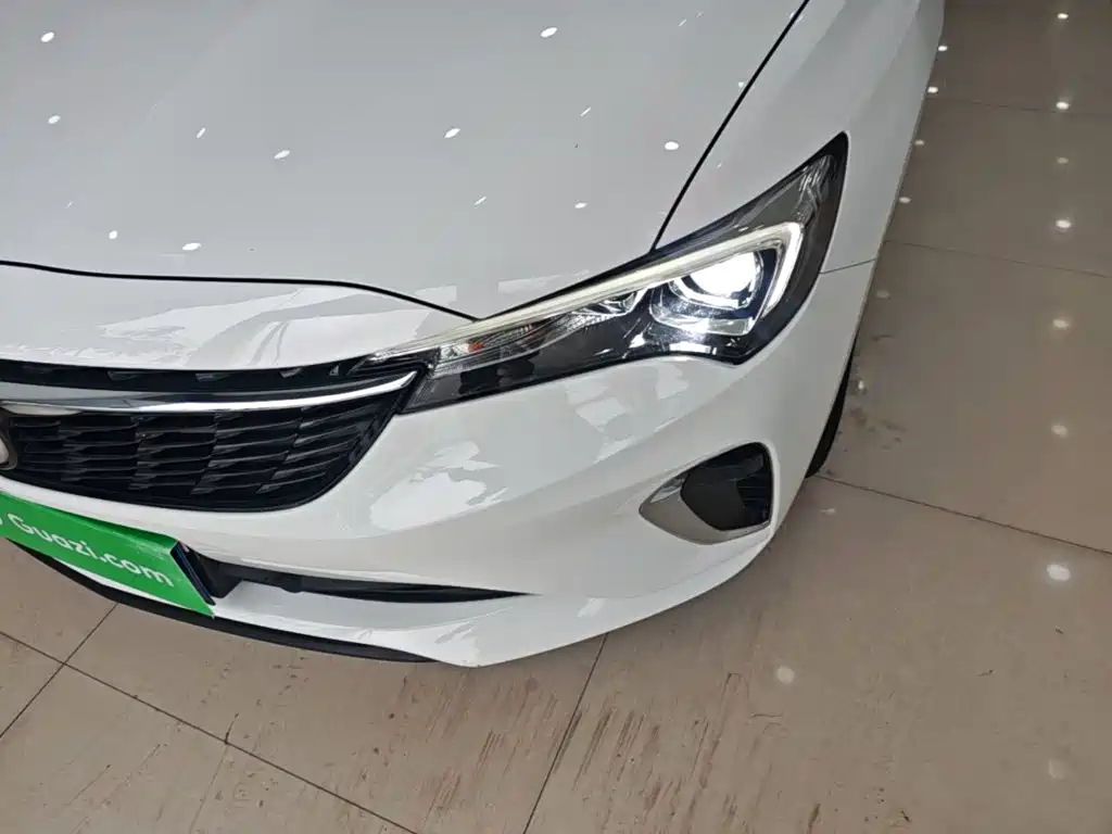 Buick Verano — миниатюра 24