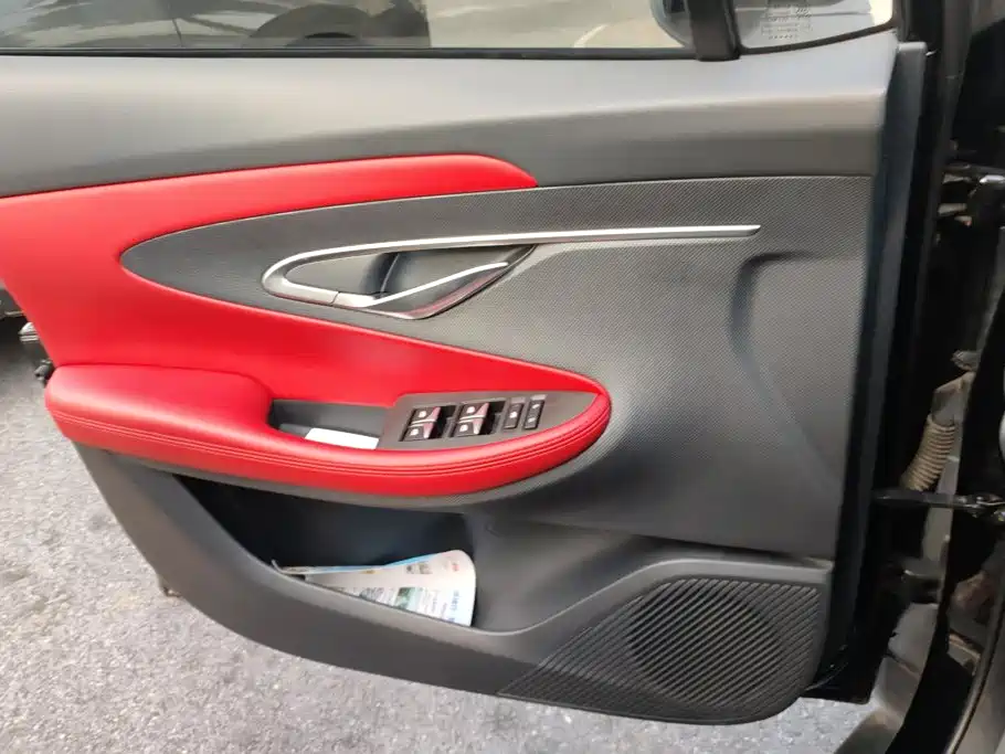 Changan UNI-T — миниатюра 7