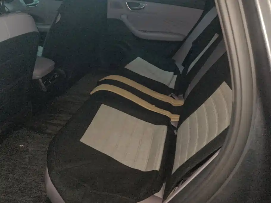 Roewe M7 DMH — миниатюра 11