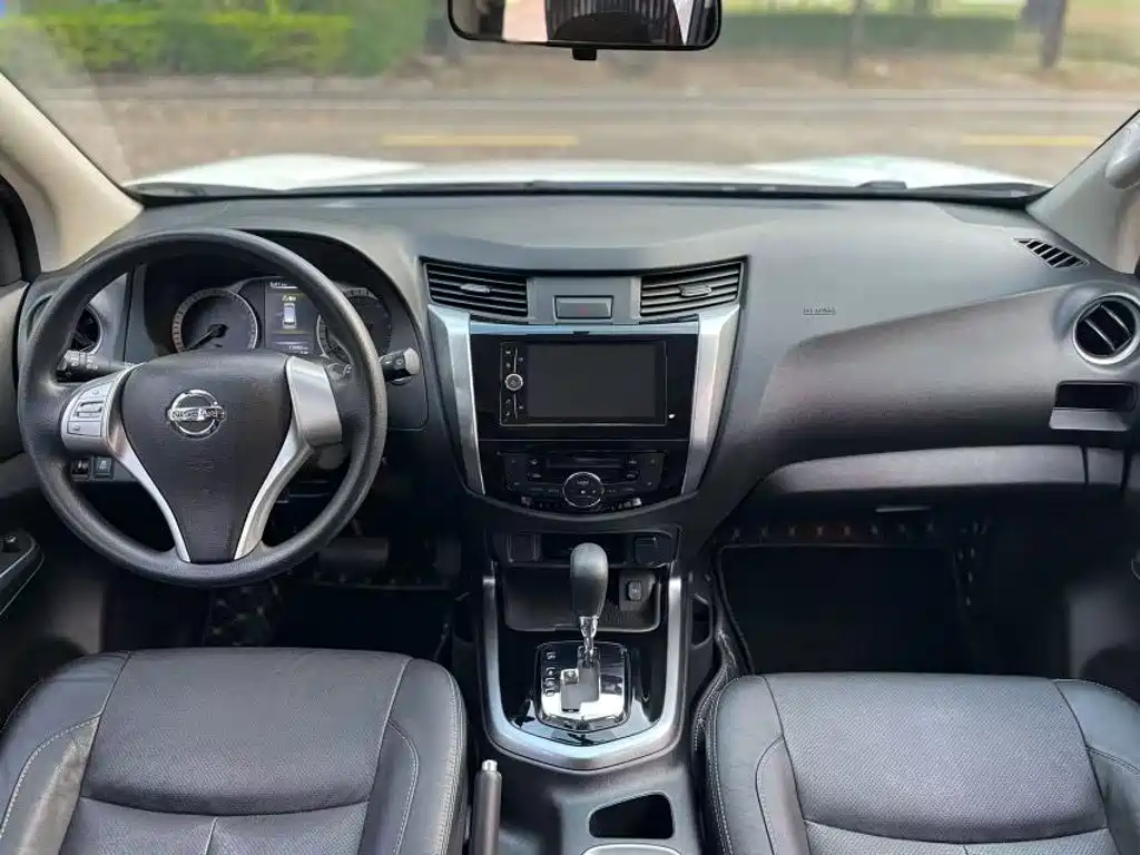 Nissan Terra — миниатюра 4
