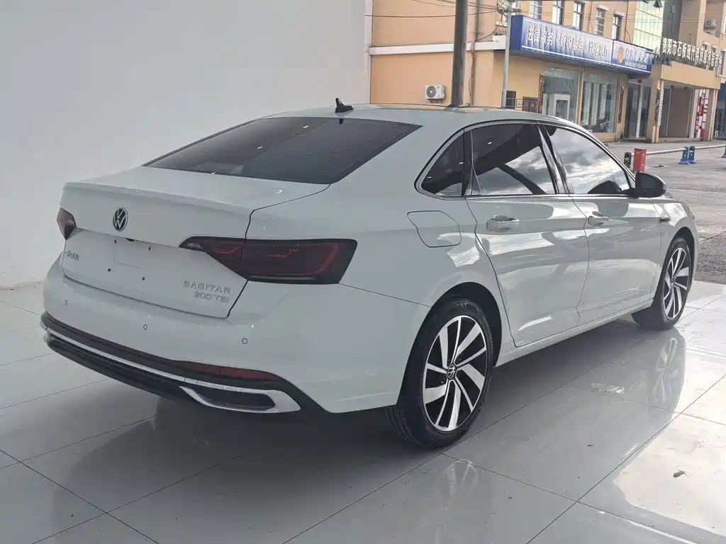 Volkswagen Sagitar — миниатюра 4