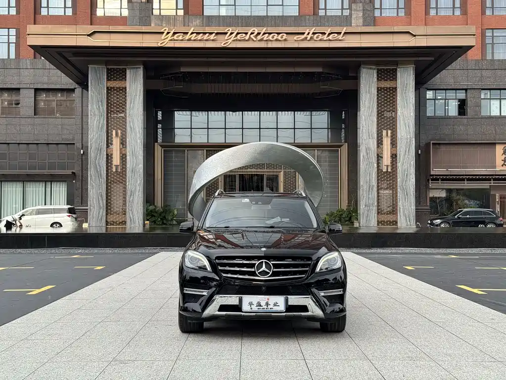 Mercedes-Benz M-Class — миниатюра 2