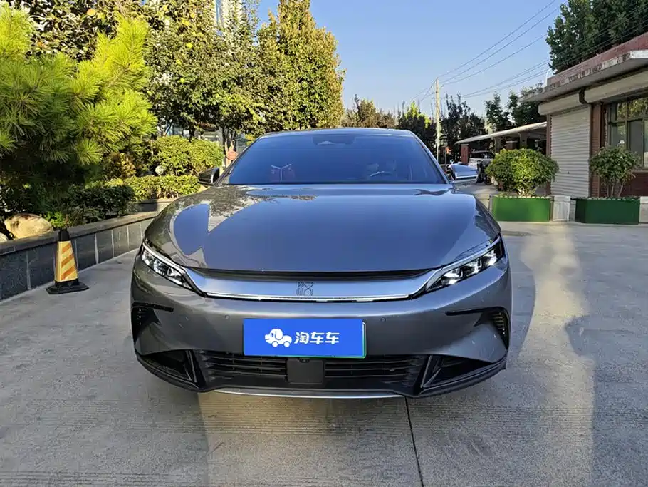 BYD Han — миниатюра 2