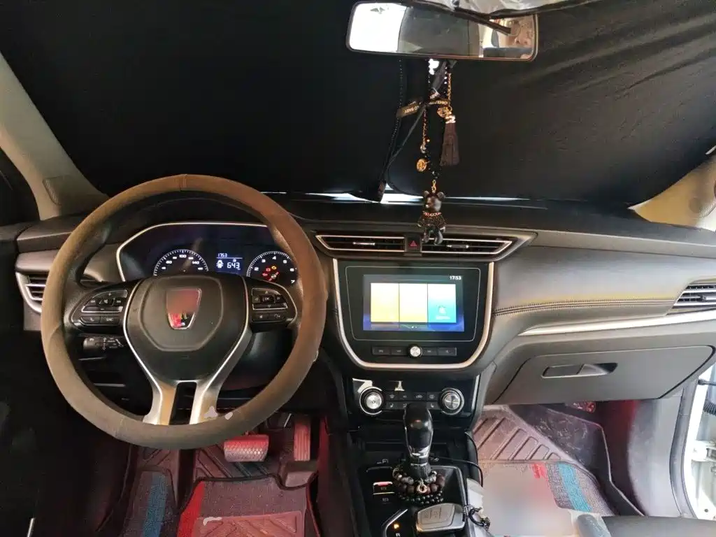 Roewe RX3 — миниатюра 10