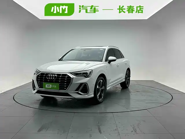 2022 Audi Q3