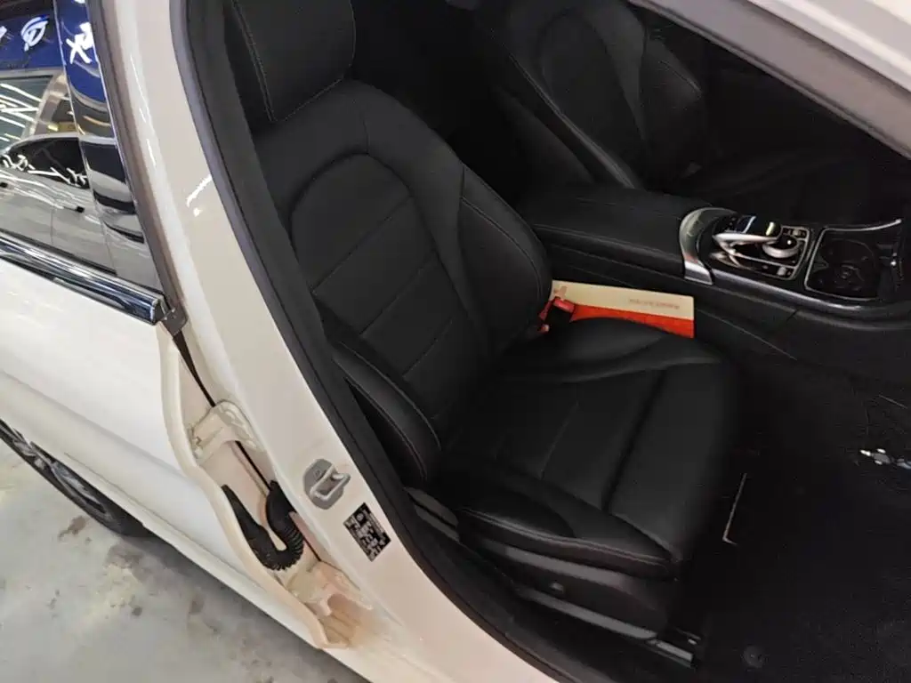 Mercedes-Benz C-Class — миниатюра 20