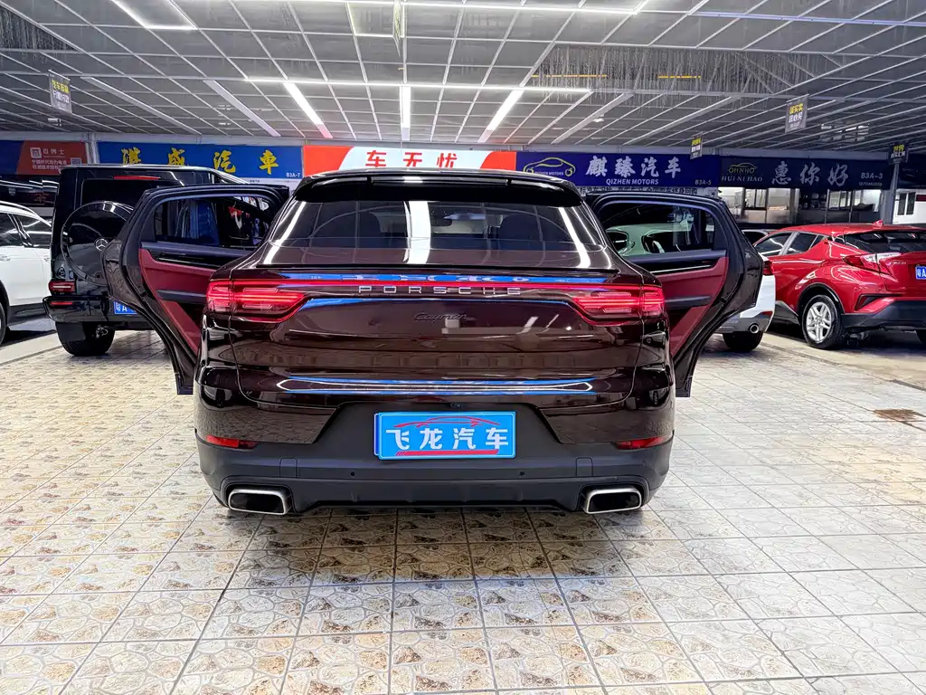 Porsche Cayenne — миниатюра 27