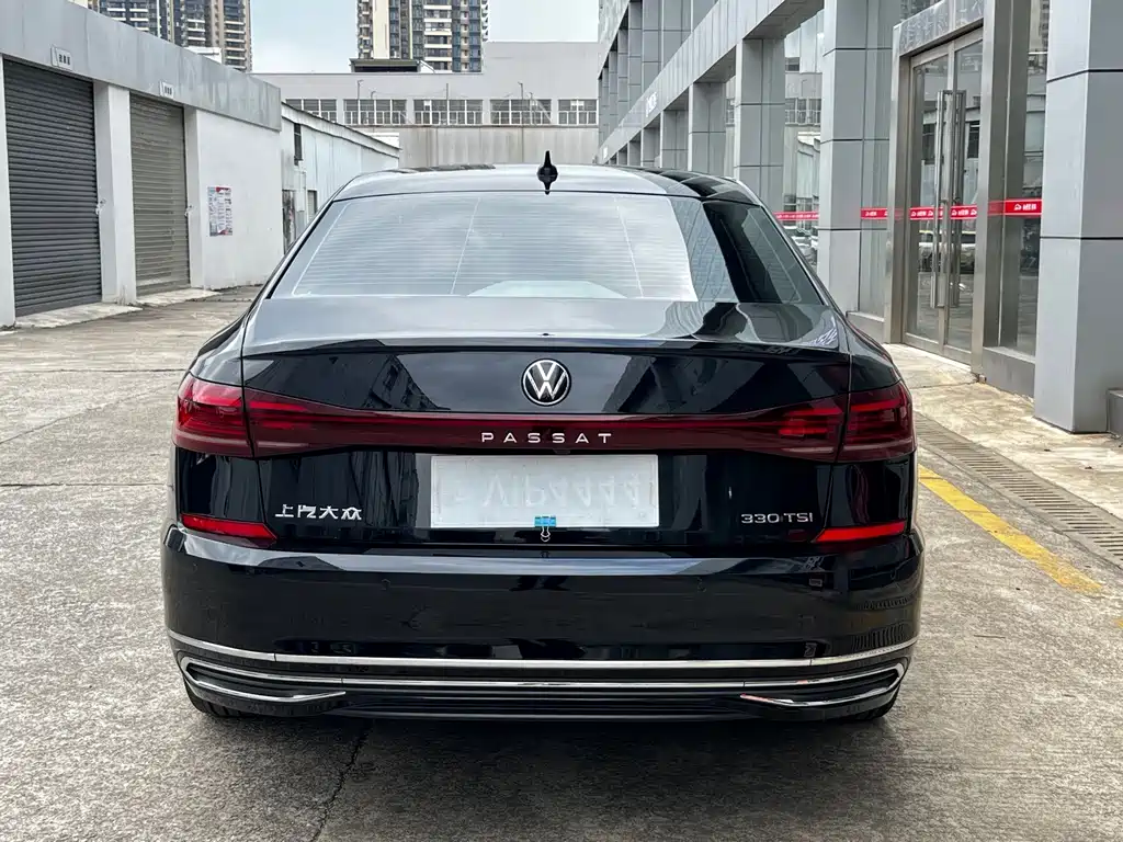 Volkswagen Passat — миниатюра 6