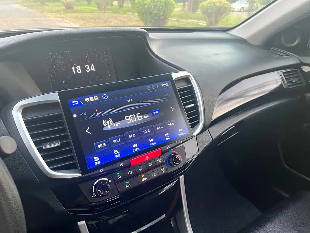 Honda Accord — миниатюра 21