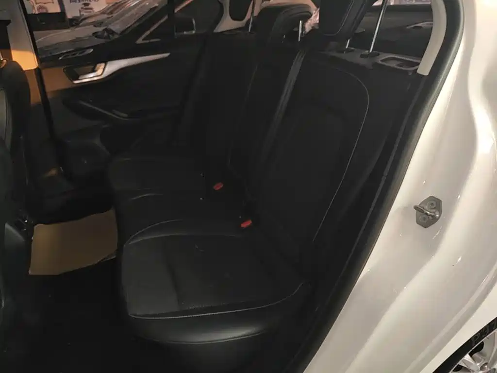 Ford Focus — миниатюра 13