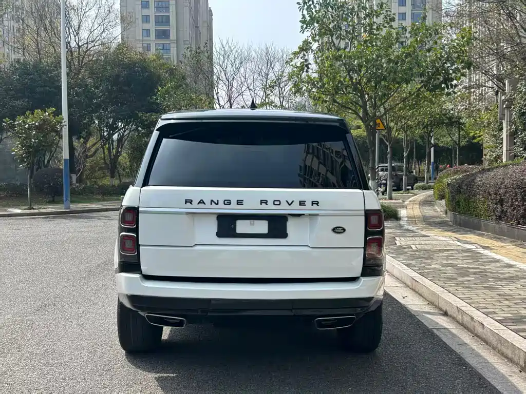 Land Rover Range Rover — миниатюра 10