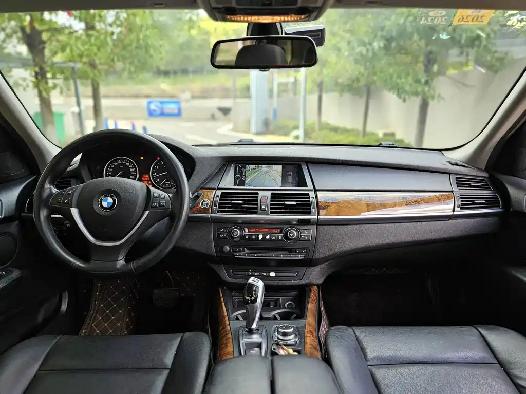 BMW X5 (Import) — миниатюра 5
