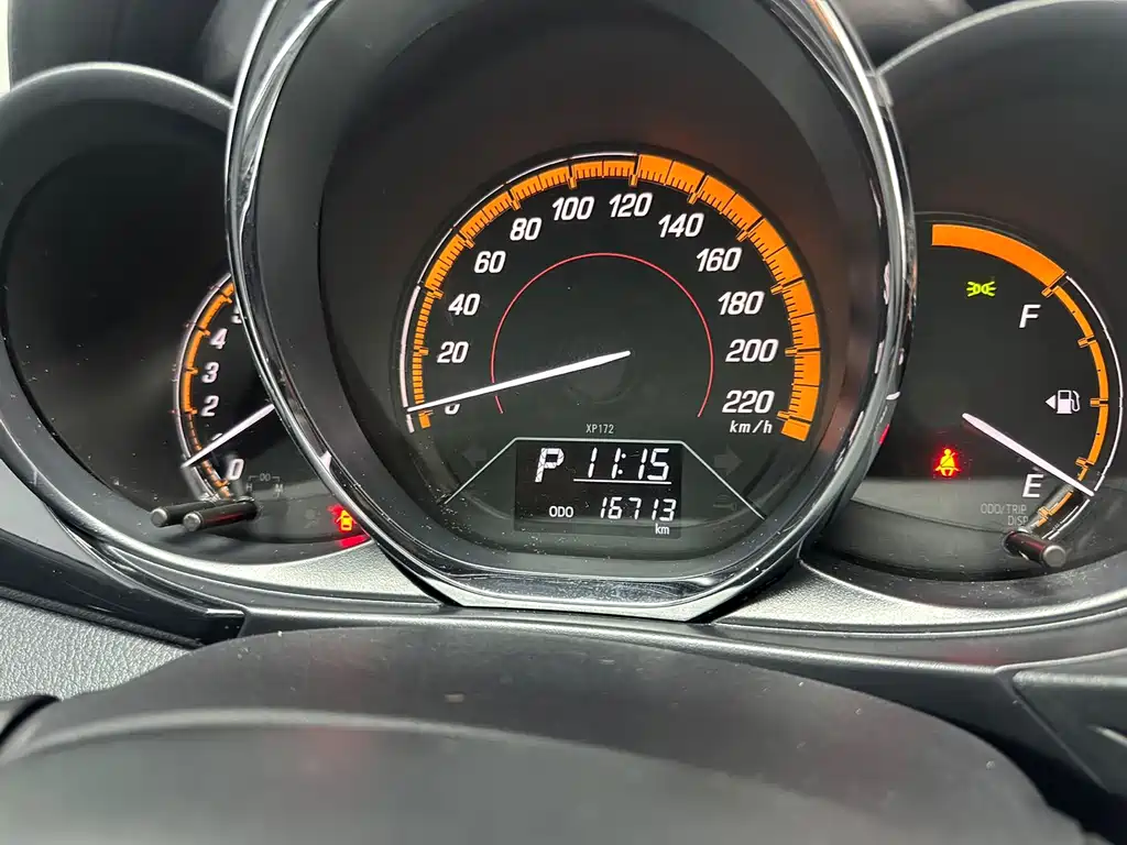 Toyota Yaris L — миниатюра 12