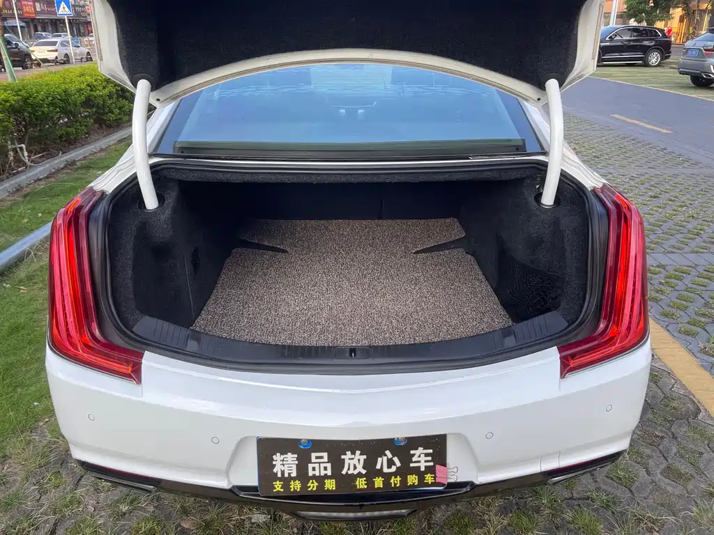 Cadillac XTS — миниатюра 9