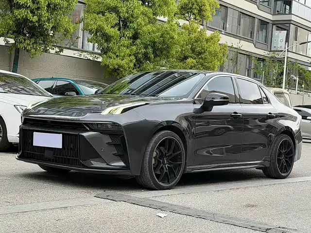 2023 Lynk & Co 03