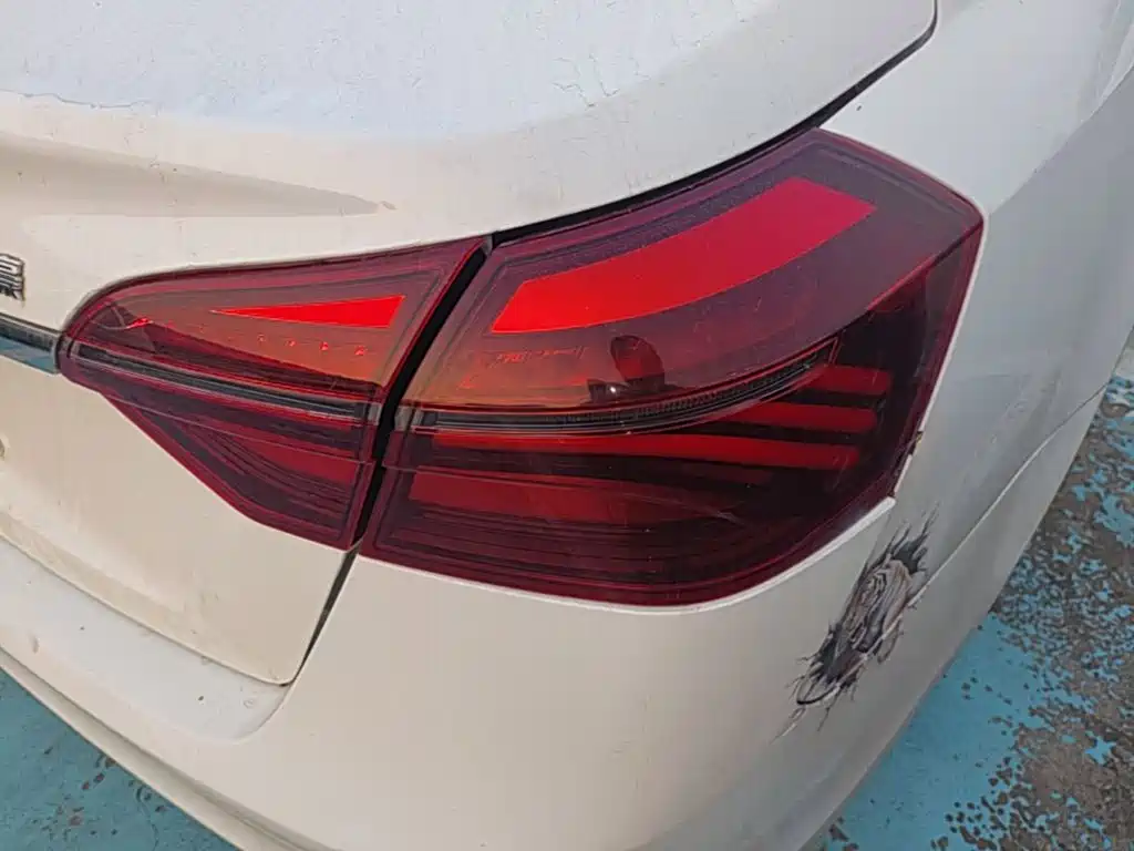 Geely Emgrand — миниатюра 8