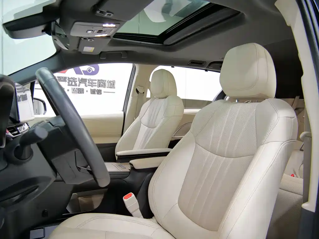 Toyota Sienna — миниатюра 5