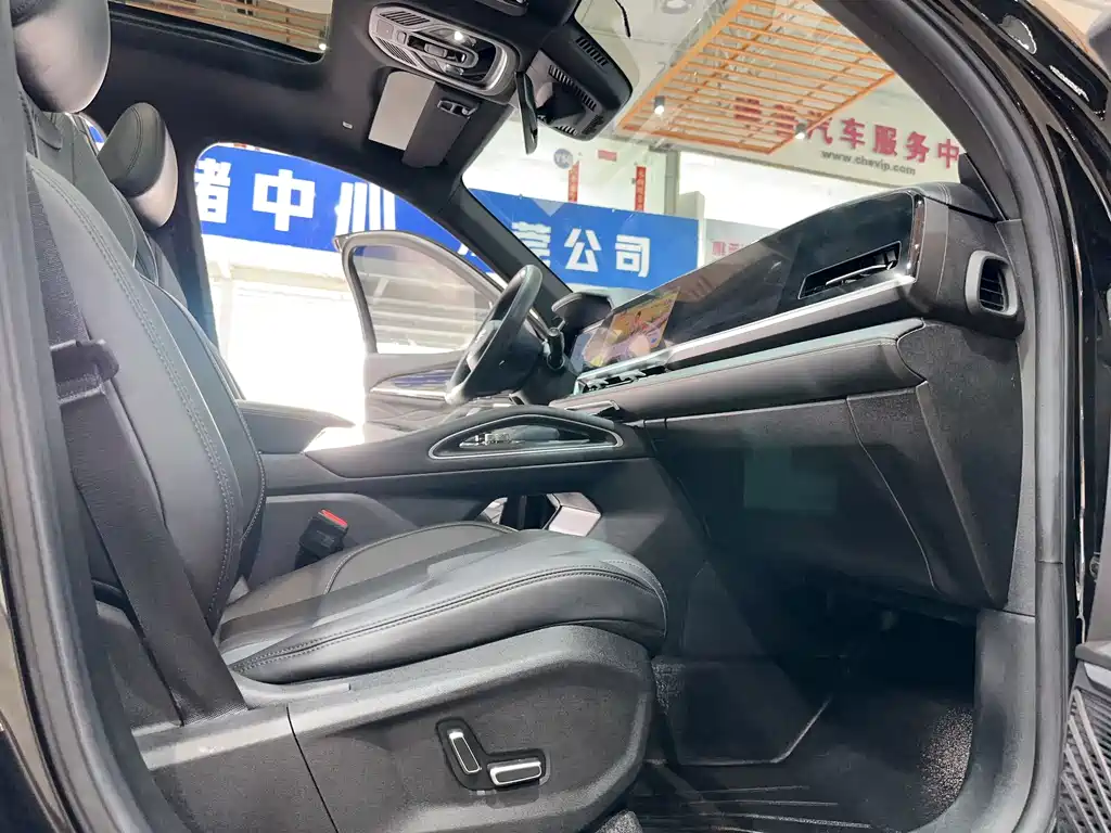 Geely Monjaro L 2024 2.0TD DCT EVO
