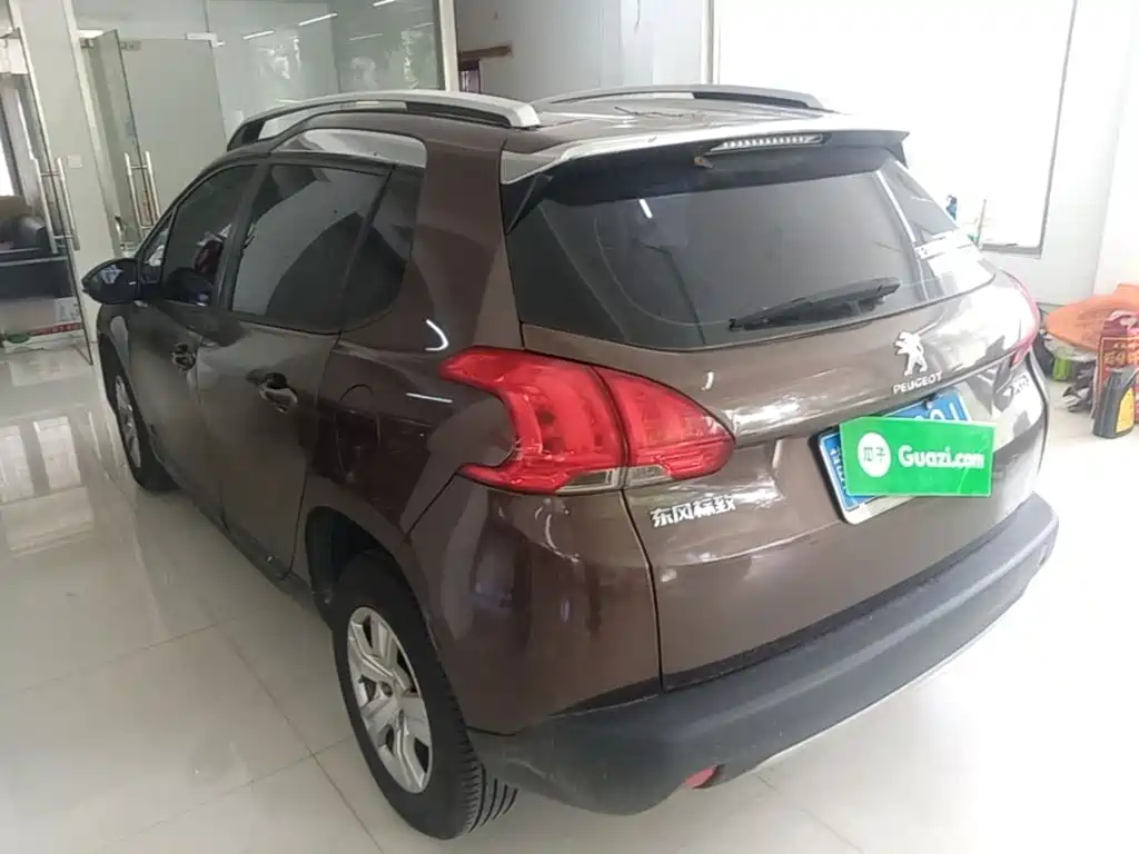 Peugeot 2008 — миниатюра 5
