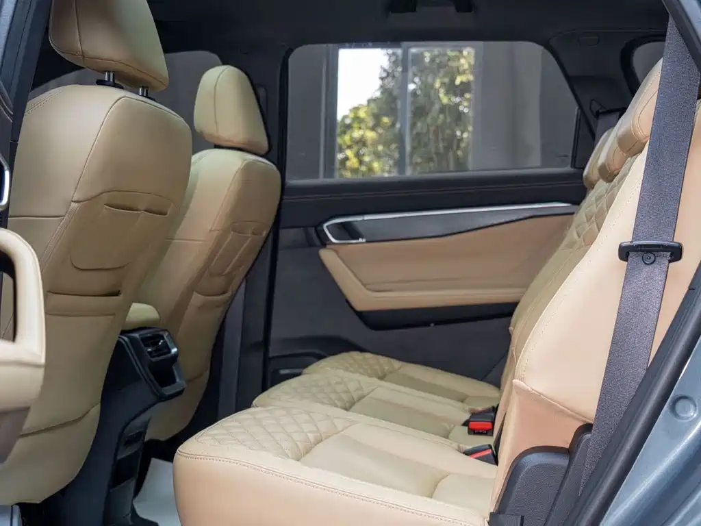 Geely Haoyue L — миниатюра 13