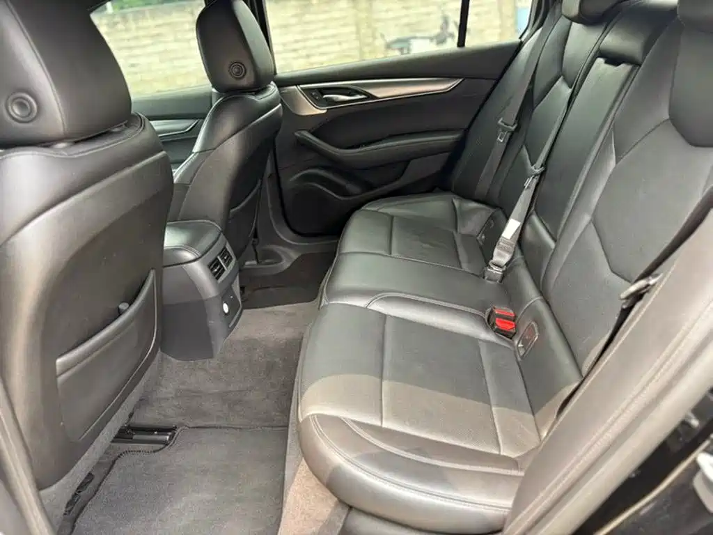 Cadillac CT5 — миниатюра 8