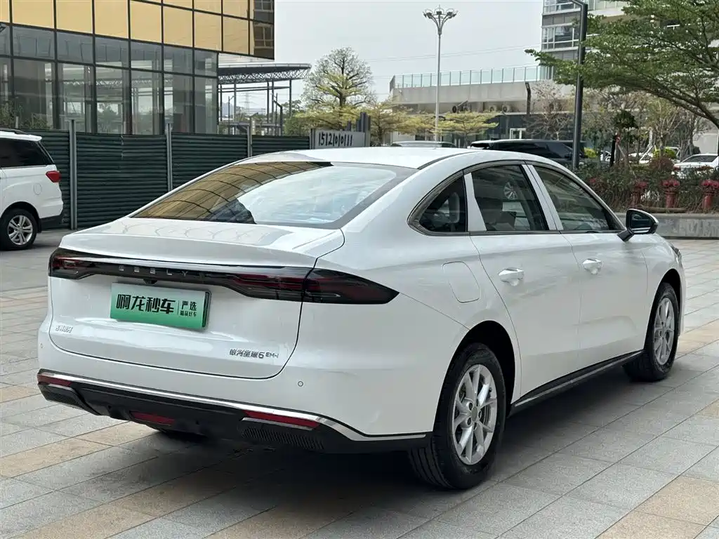 Geely Galaxy Galaxy 6 6 2026 60km