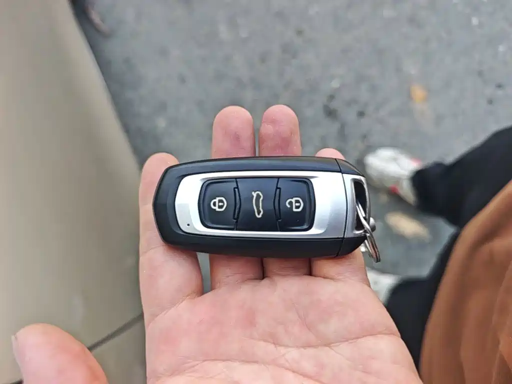 Geely Emgrand — миниатюра 9