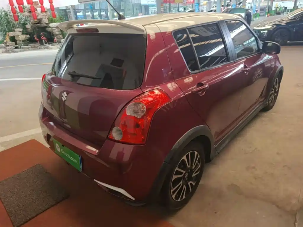 Suzuki Swift — миниатюра 7