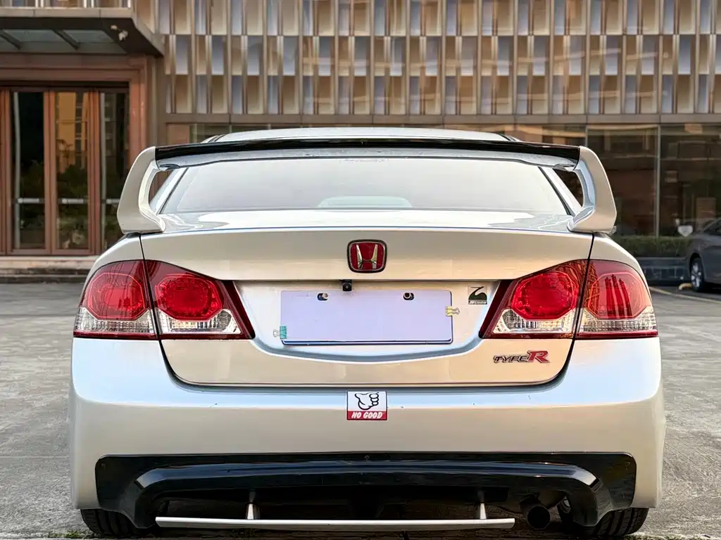 Honda Civic — миниатюра 8