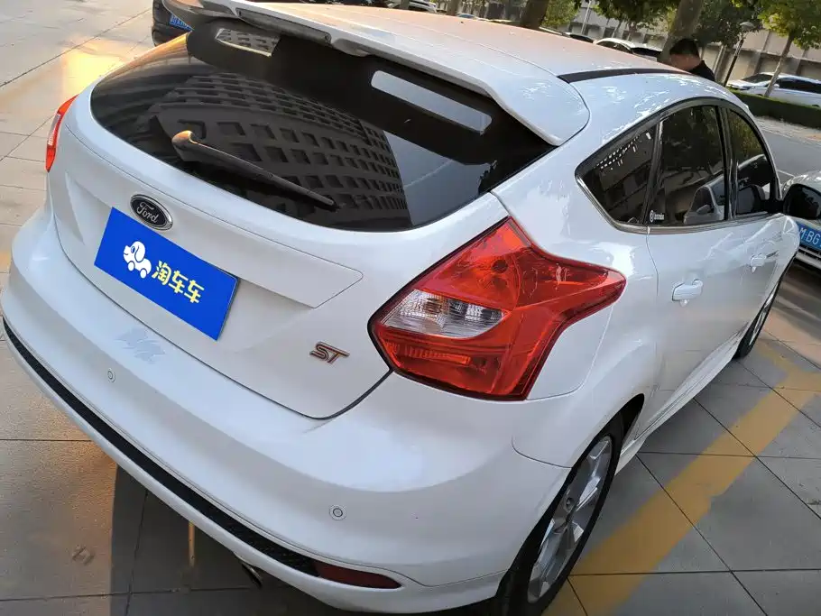 Ford Focus — миниатюра 3