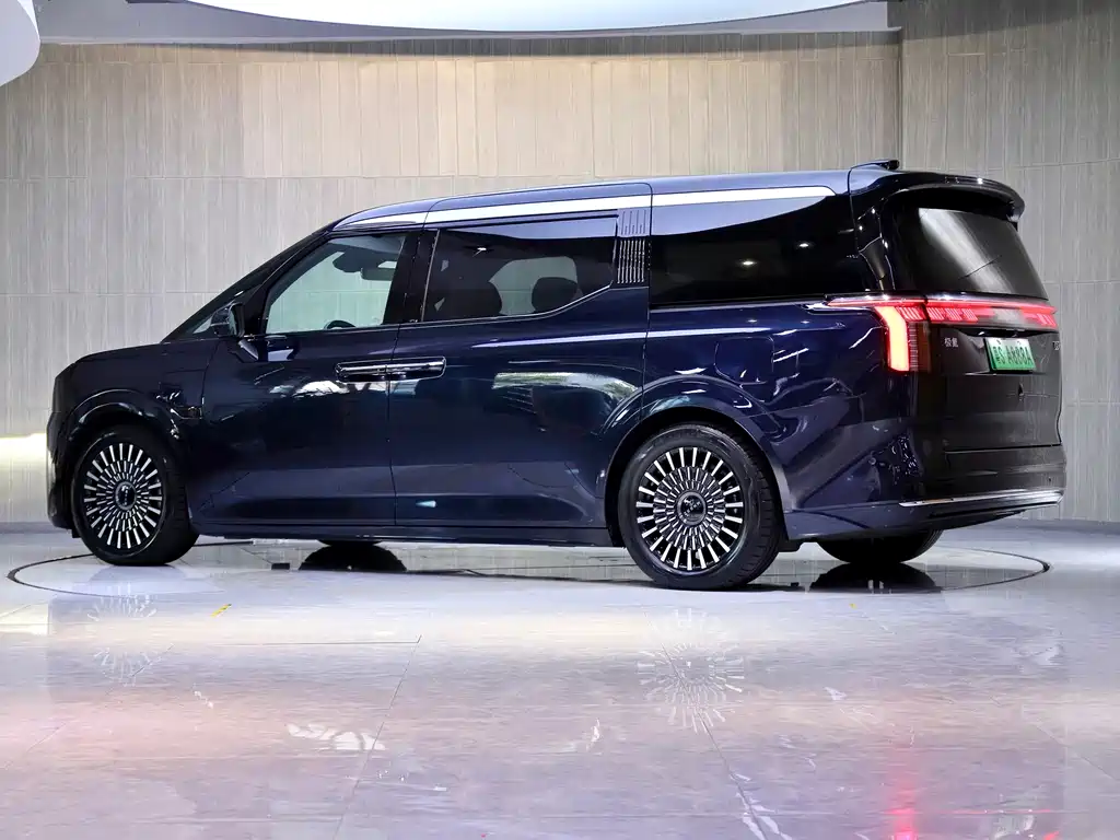 ZEEKR EXTREME KRYPTON 009