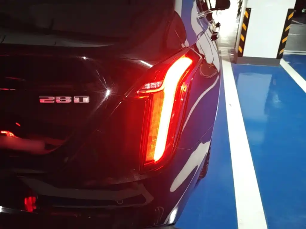 Cadillac CT4 — миниатюра 8