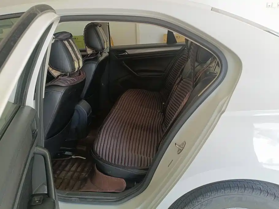 Volkswagen Bora — миниатюра 11