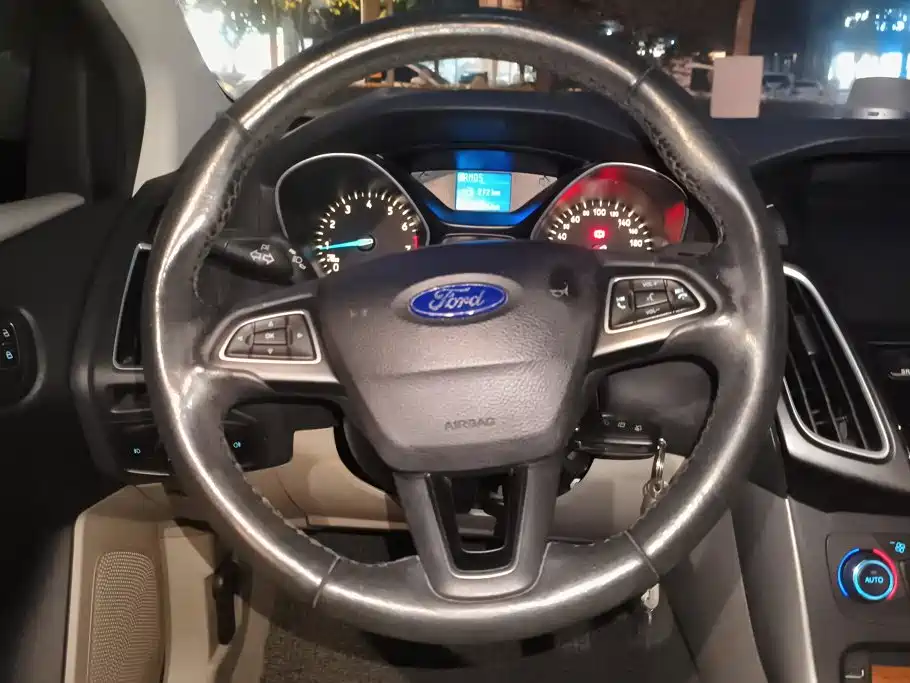 Ford Focus — миниатюра 15