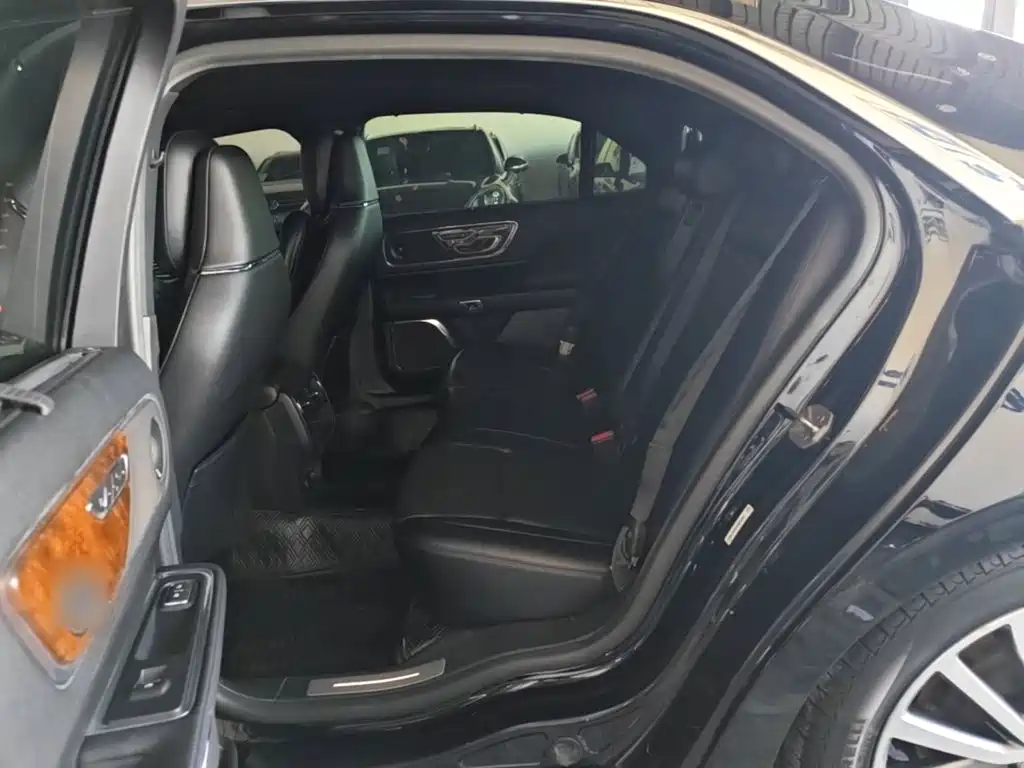Lincoln Continental — миниатюра 17