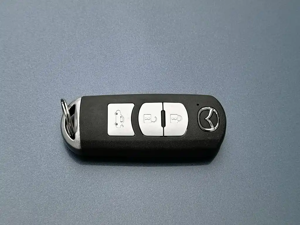 Mazda 3 Axela — миниатюра 19