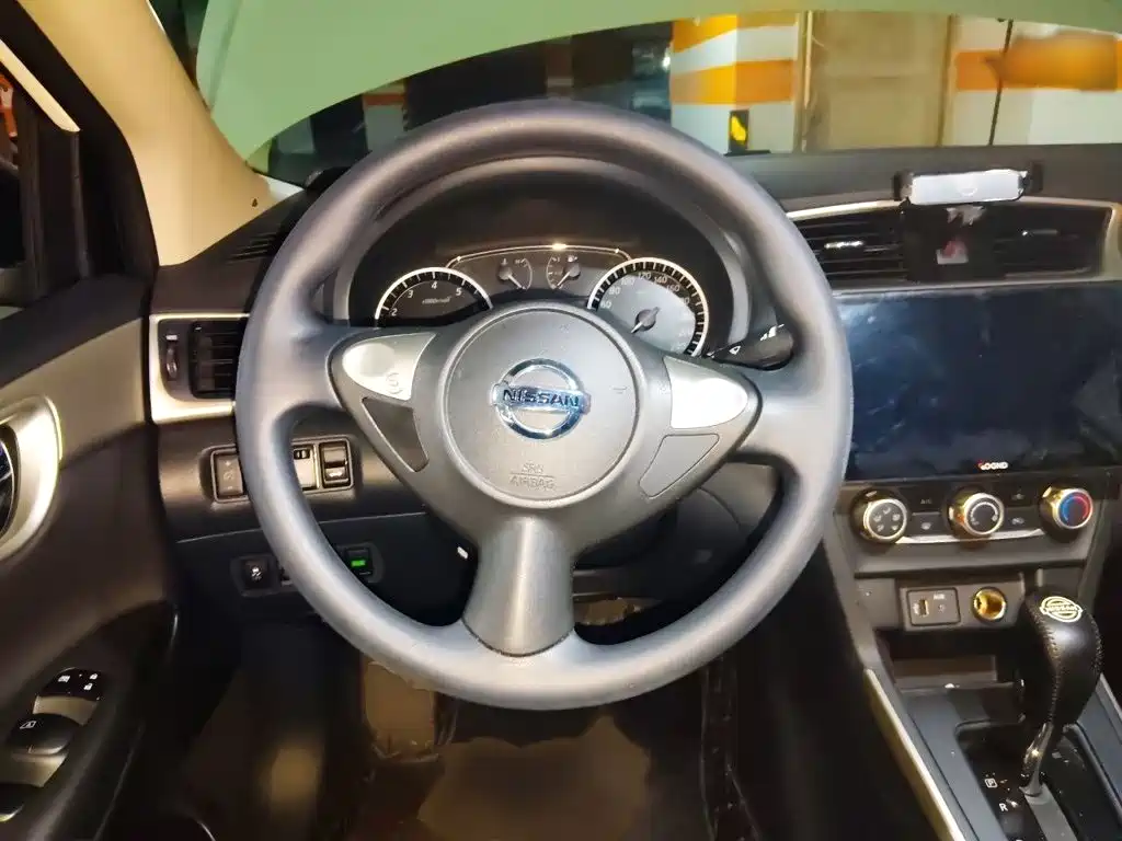 Nissan Sylphy — миниатюра 3