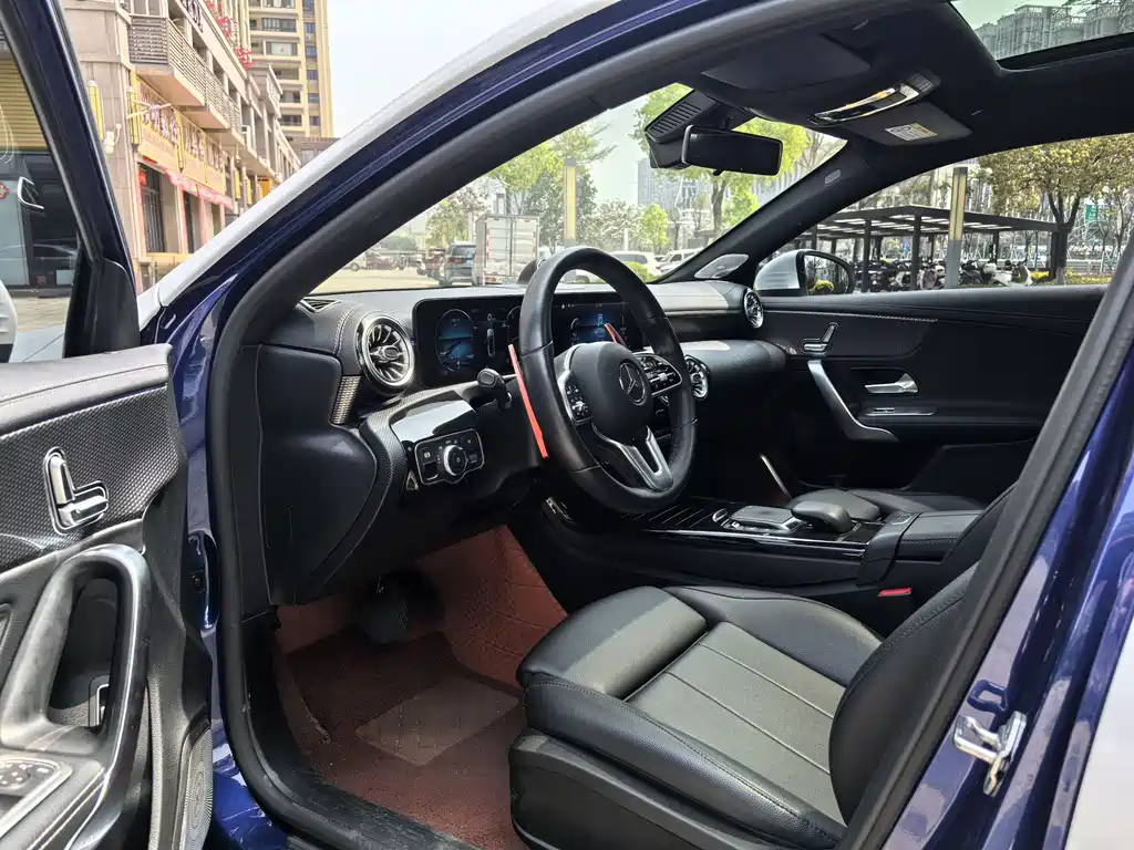 Mercedes-Benz A-Class A 2021 A 200 L Sport