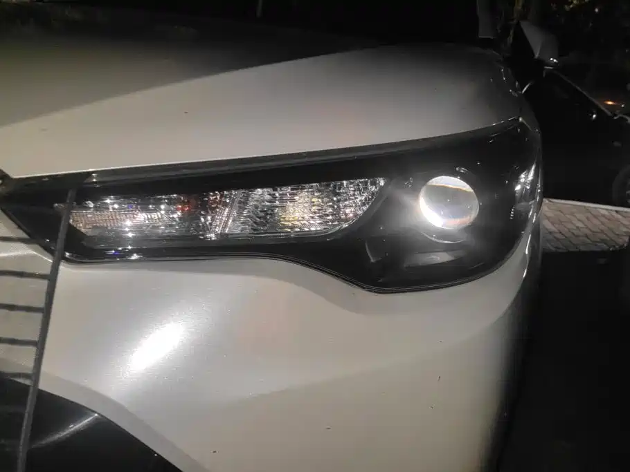 Toyota Frontlander — миниатюра 5