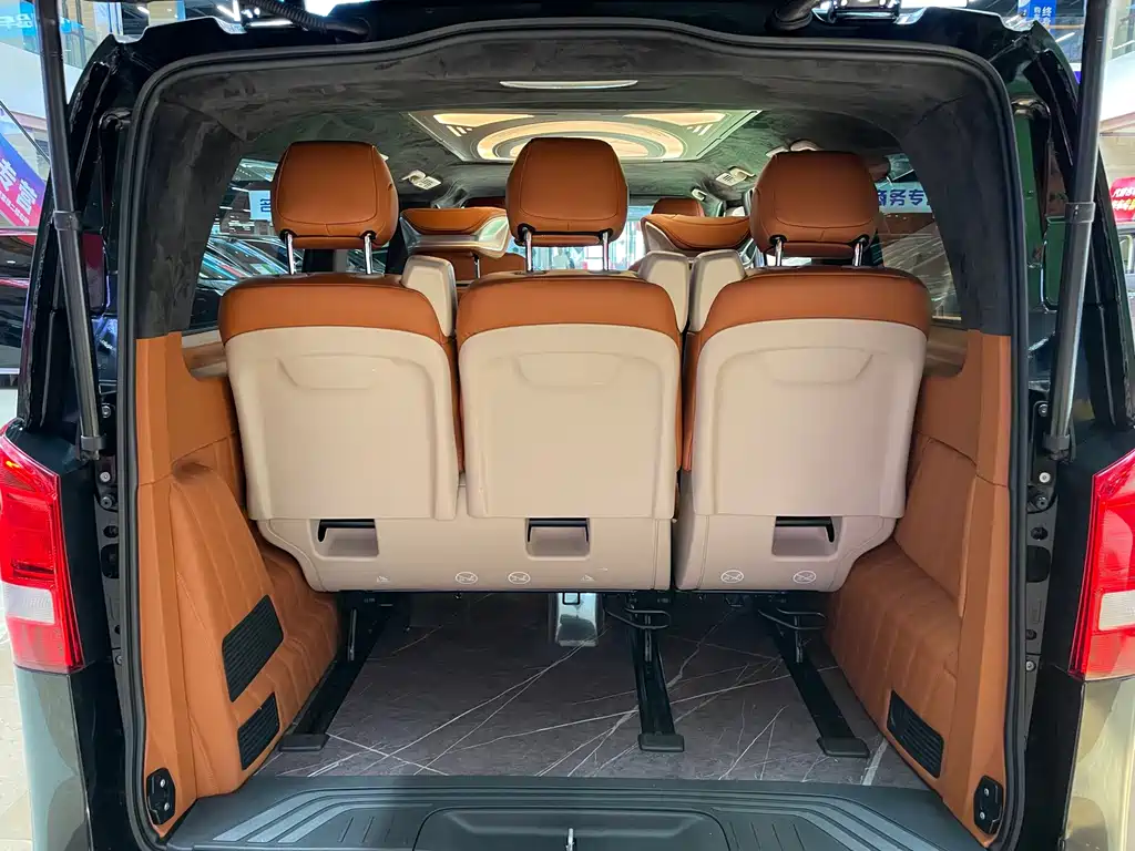 Mercedes-Benz Vito — миниатюра 12