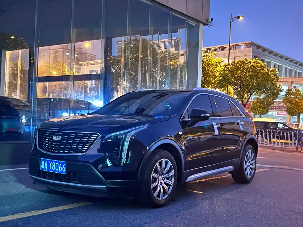 Cadillac XT4